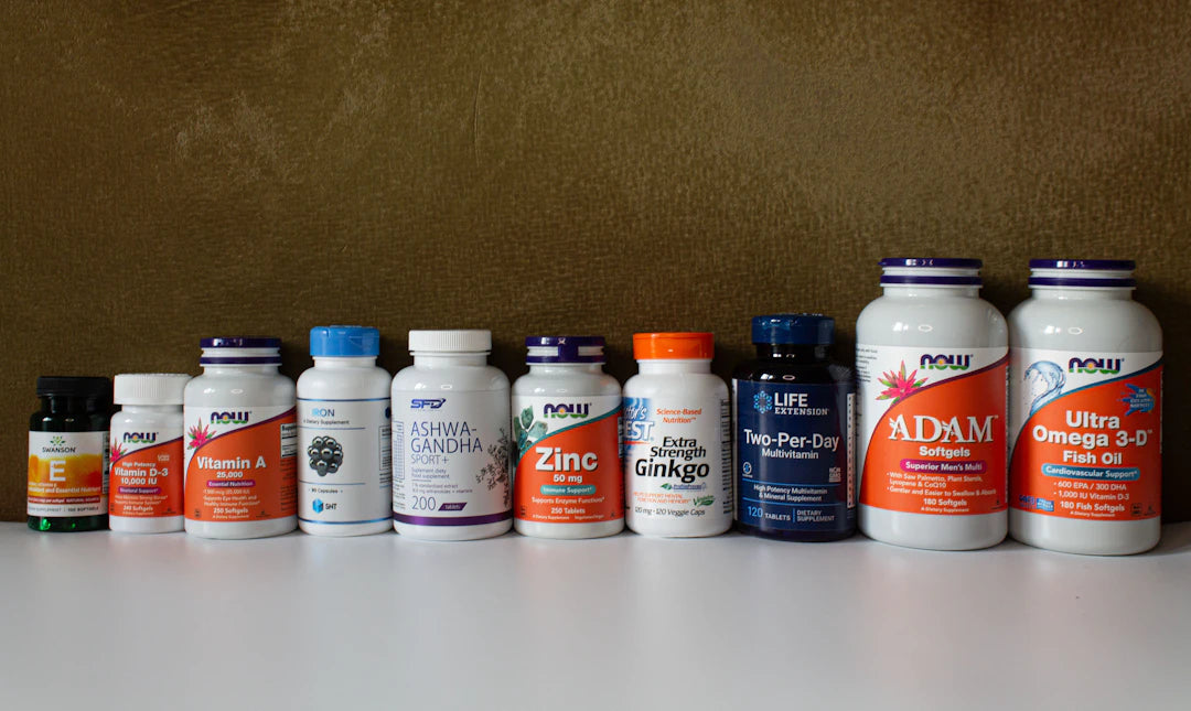 Praktische Aufbewahrungslösungen für Supplements und Snacks